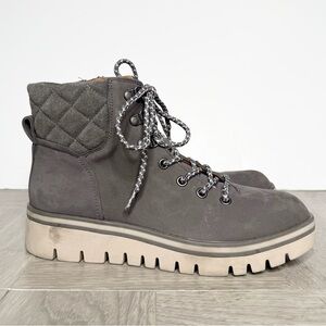 Caslon Hanley Gray Lace Up Bootie 6 1/2 M